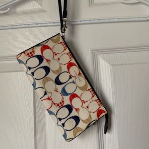 Coach Gently Used Wristlet Wallet